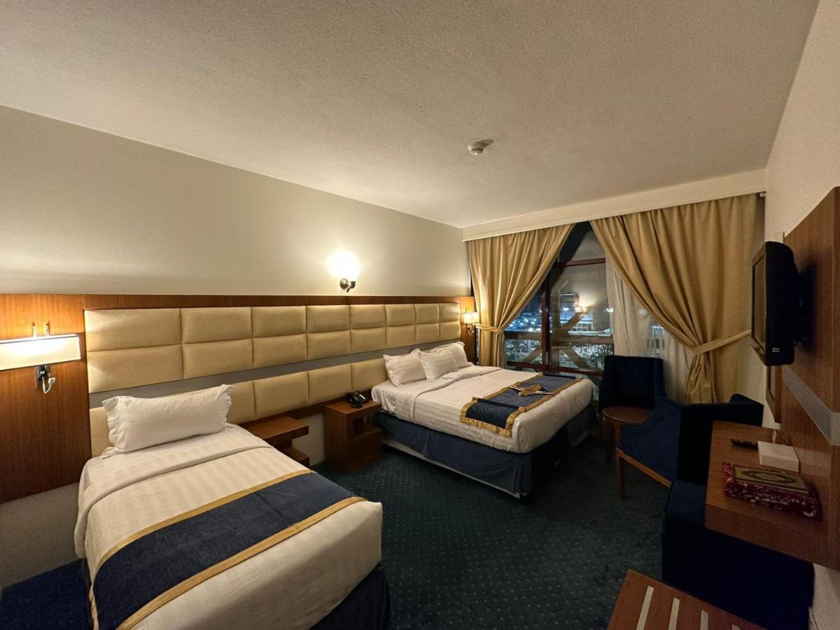 Emaar Elite Al Madina Hotel 3*